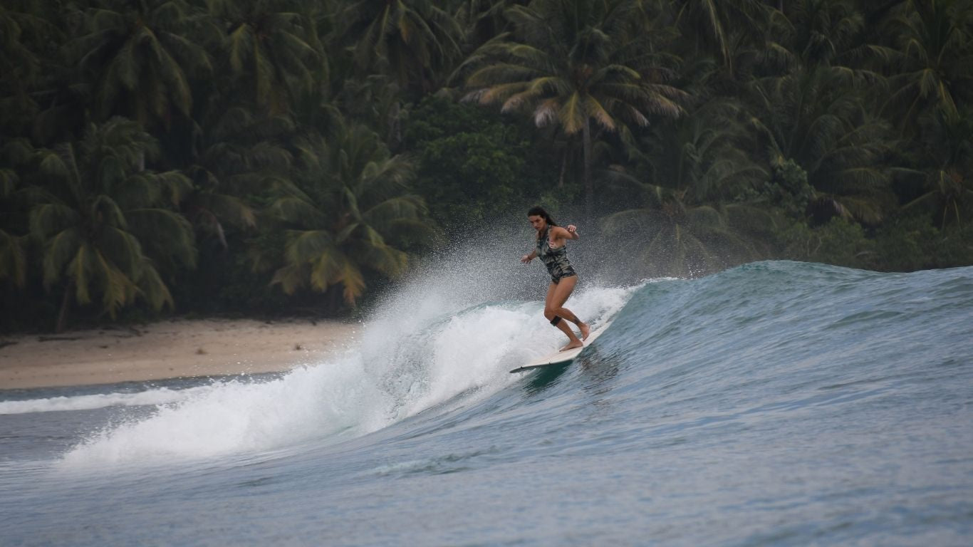 MENTAWAI LONGBOARD IMMERSION